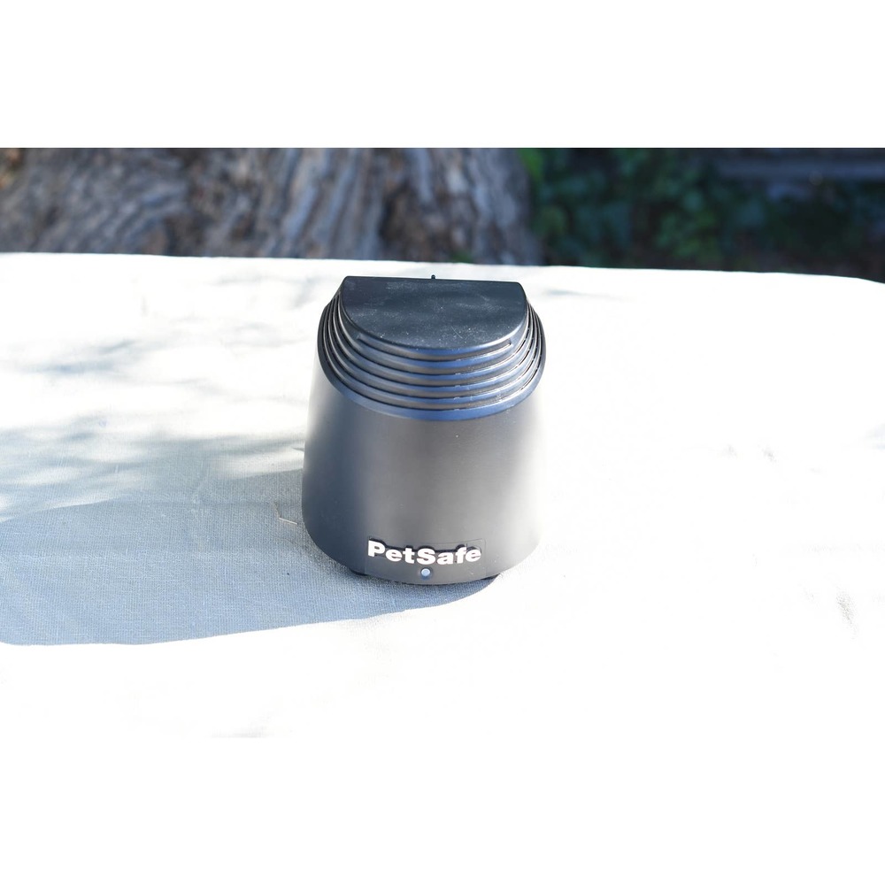 Petsafe Wireless Pet Containment System For Dogs Covers Up To 1/2 Acre